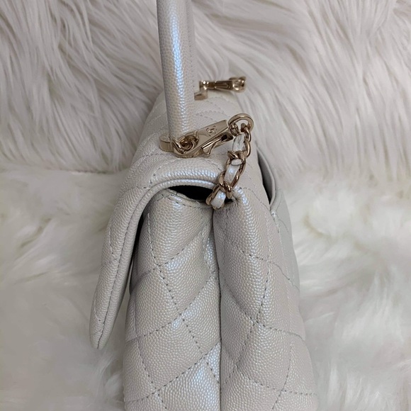 ❌❌Sold❌❌Extra Mini Coco Handle Iridescentwhite - Picture 5 of 16